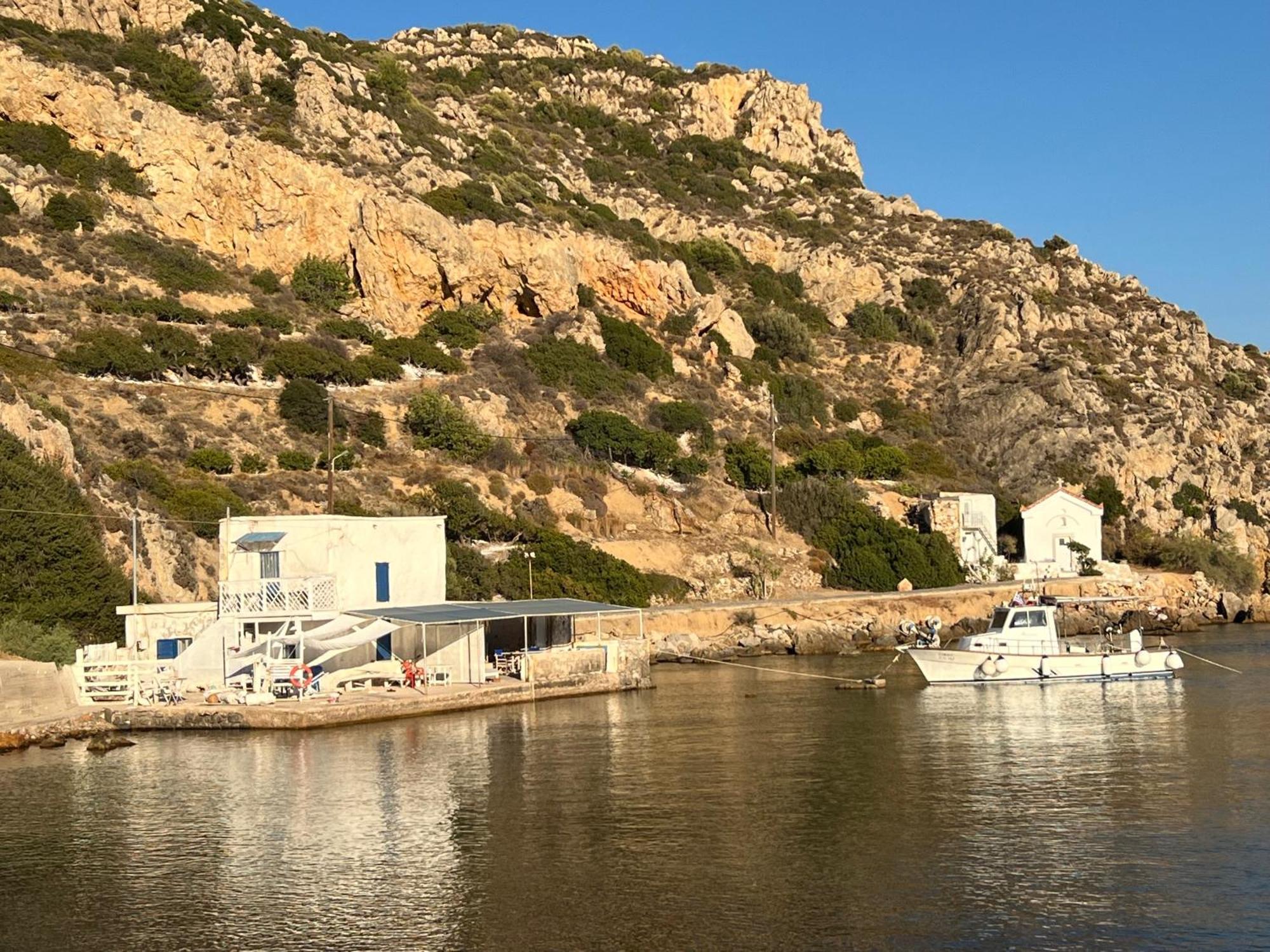 Mastiha Seaside Emporios Apartments Emporeios  Экстерьер фото
